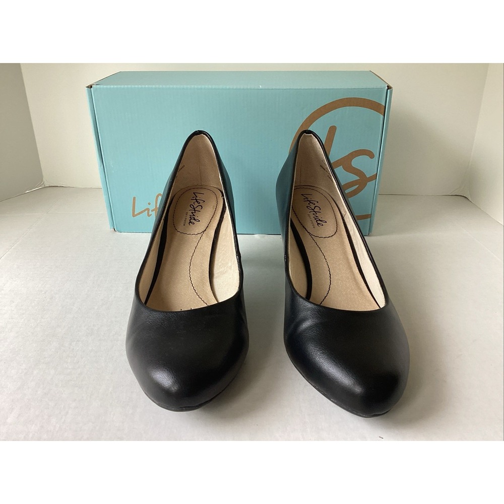 Life Stride Black Heels